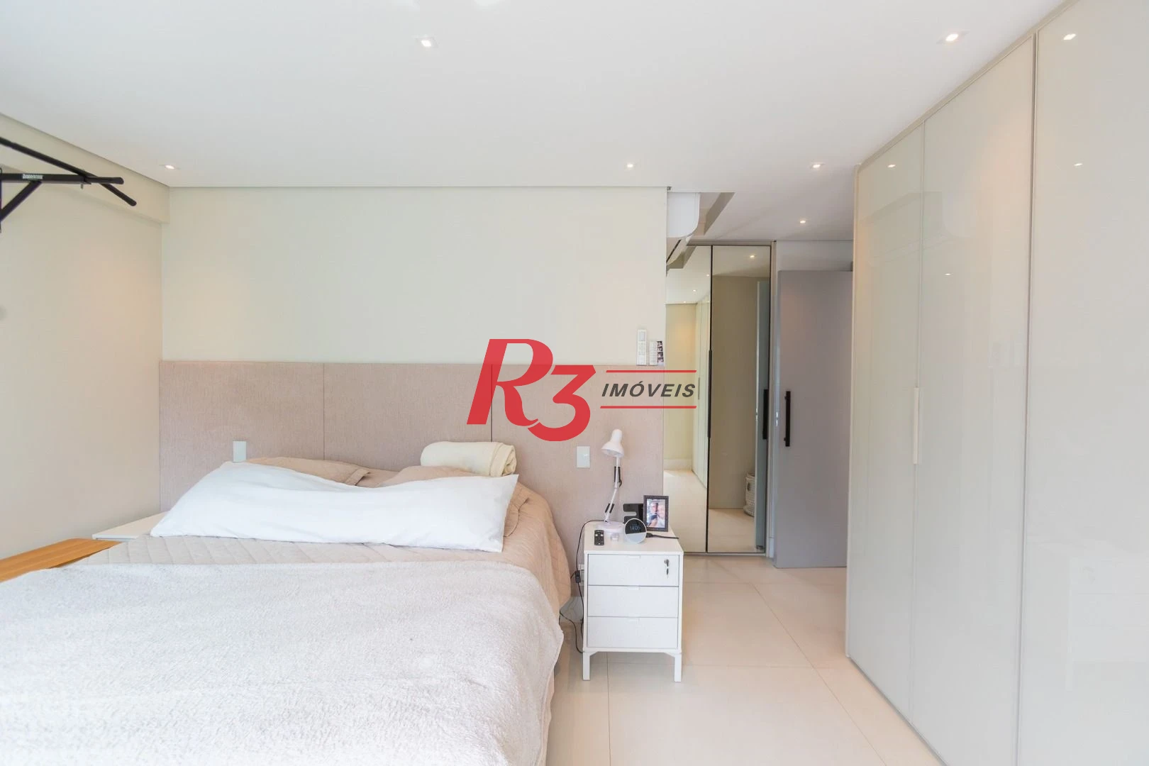 Apartamento com 3 dormitórios à venda, 116 m² por R$ 1.790.000,00 - Ponta da Praia - Santos/SP