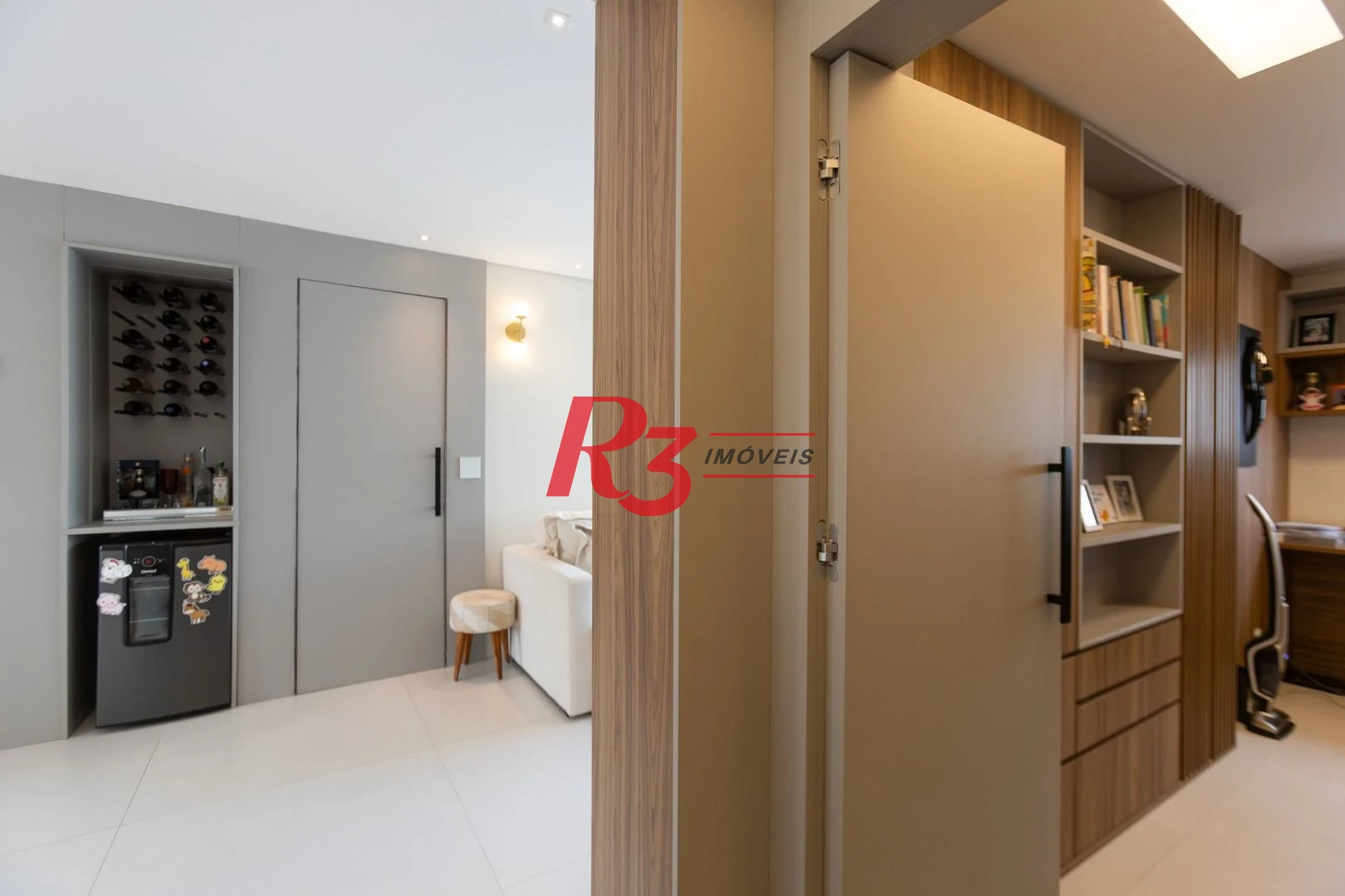 Apartamento com 3 dormitórios à venda, 116 m² por R$ 1.790.000,00 - Ponta da Praia - Santos/SP