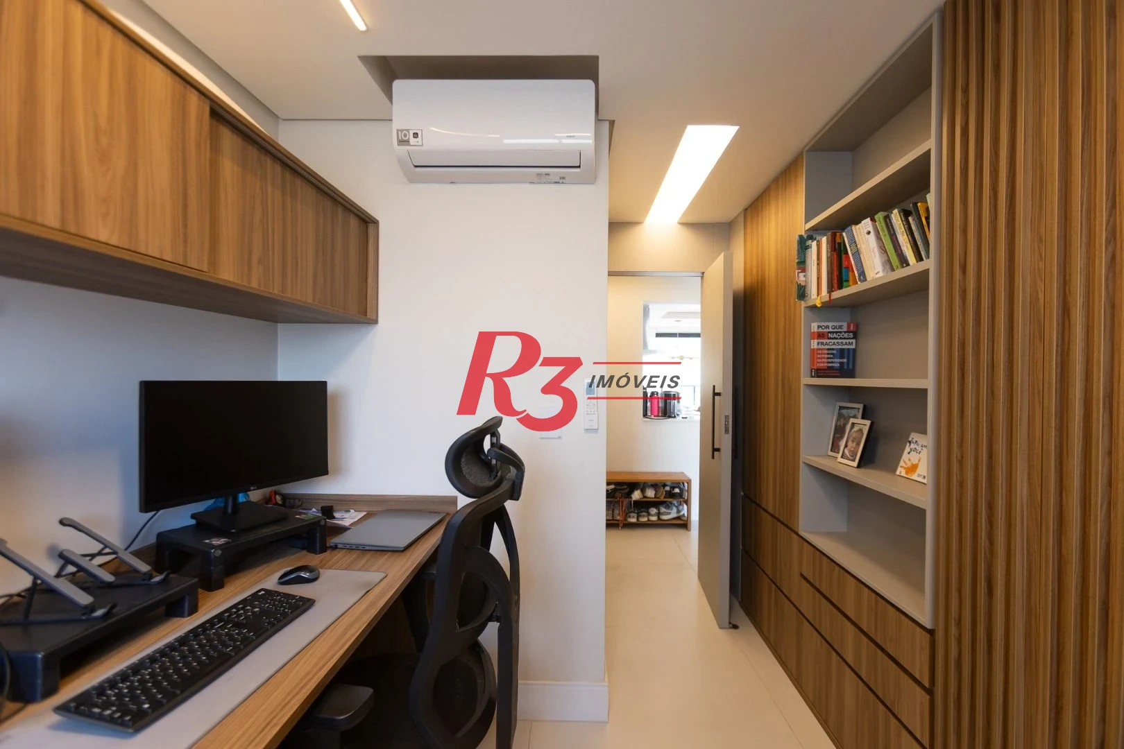 Apartamento com 3 dormitórios à venda, 116 m² por R$ 1.790.000,00 - Ponta da Praia - Santos/SP