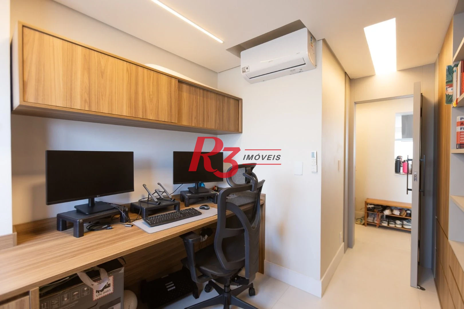 Apartamento com 3 dormitórios à venda, 116 m² por R$ 1.790.000,00 - Ponta da Praia - Santos/SP