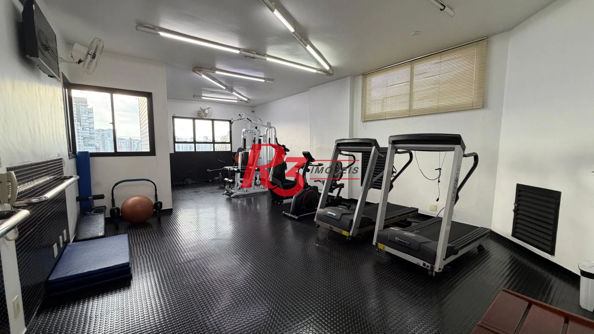 Apartamento com 3 dormitórios para alugar, 137 m² por R$ 9.000,00/mês - Aparecida - Santos/SP