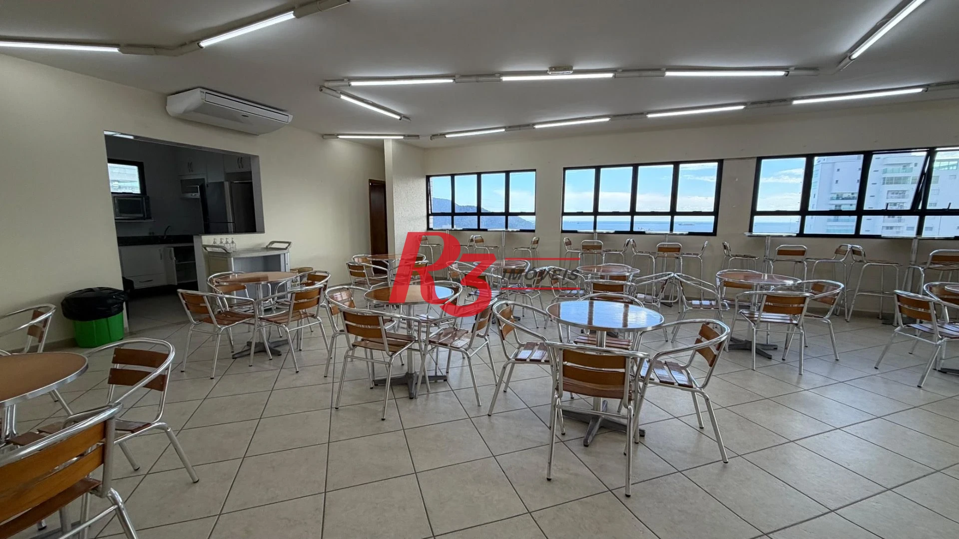 Apartamento com 3 dormitórios para alugar, 137 m² por R$ 9.000,00/mês - Aparecida - Santos/SP