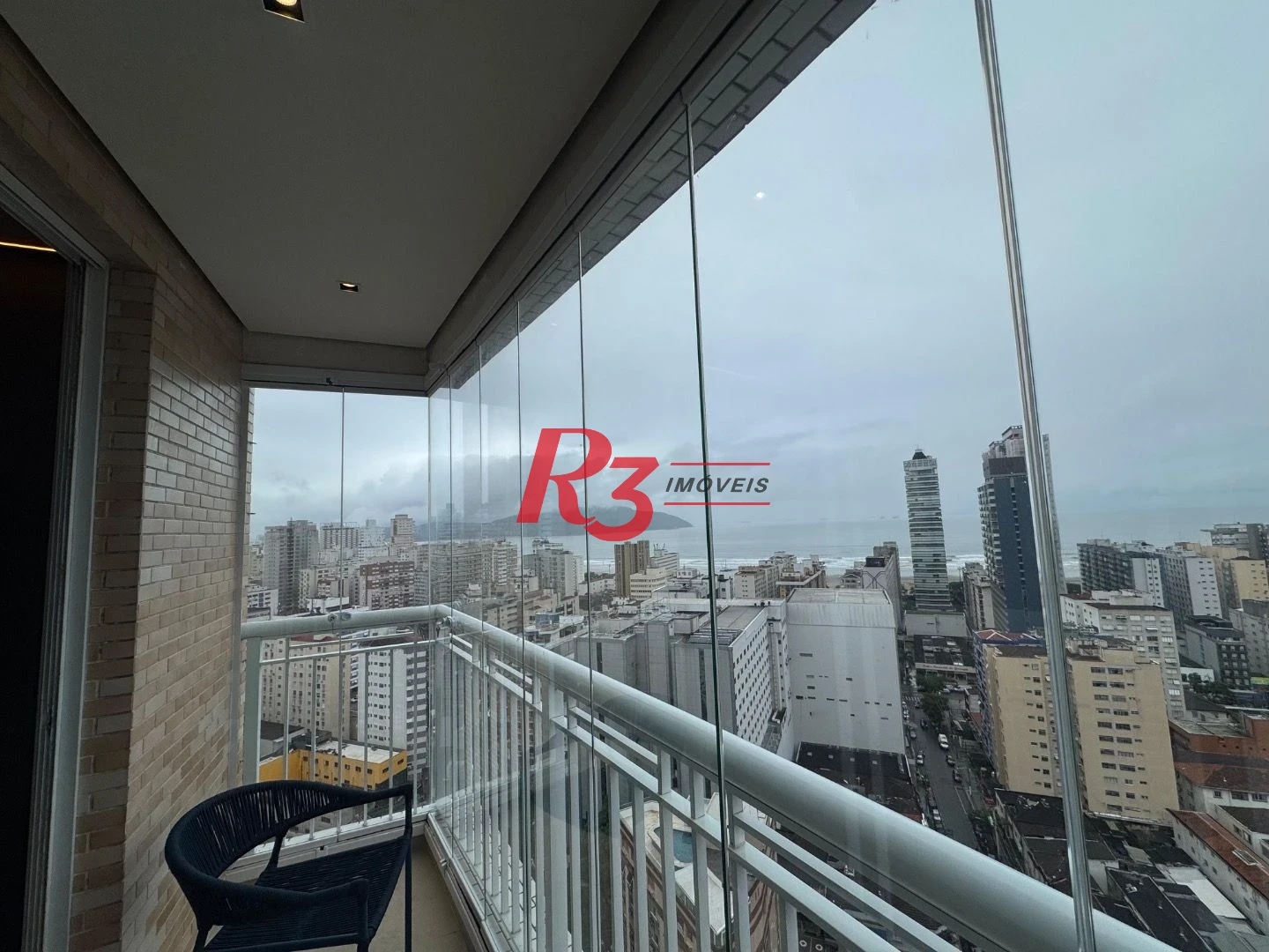 Apartamento com 3 dormitórios para alugar, 103 m² por R$ 12.000,00/mês - Gonzaga - Santos/SP
