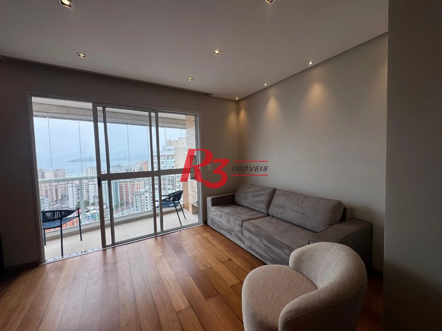 Apartamento com 3 dormitórios para alugar, 103 m² por R$ 12.000,00/mês - Gonzaga - Santos/SP