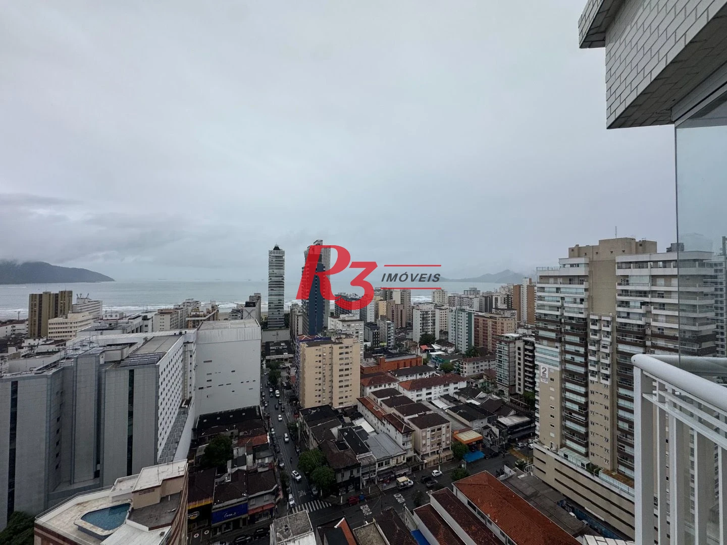 Apartamento com 3 dormitórios para alugar, 103 m² por R$ 12.000,00/mês - Gonzaga - Santos/SP