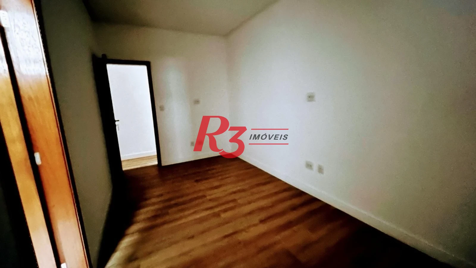 Casa com 3 dormitórios à venda, 156 m² por R$ 1.200.000,00 - Embaré - Santos/SP