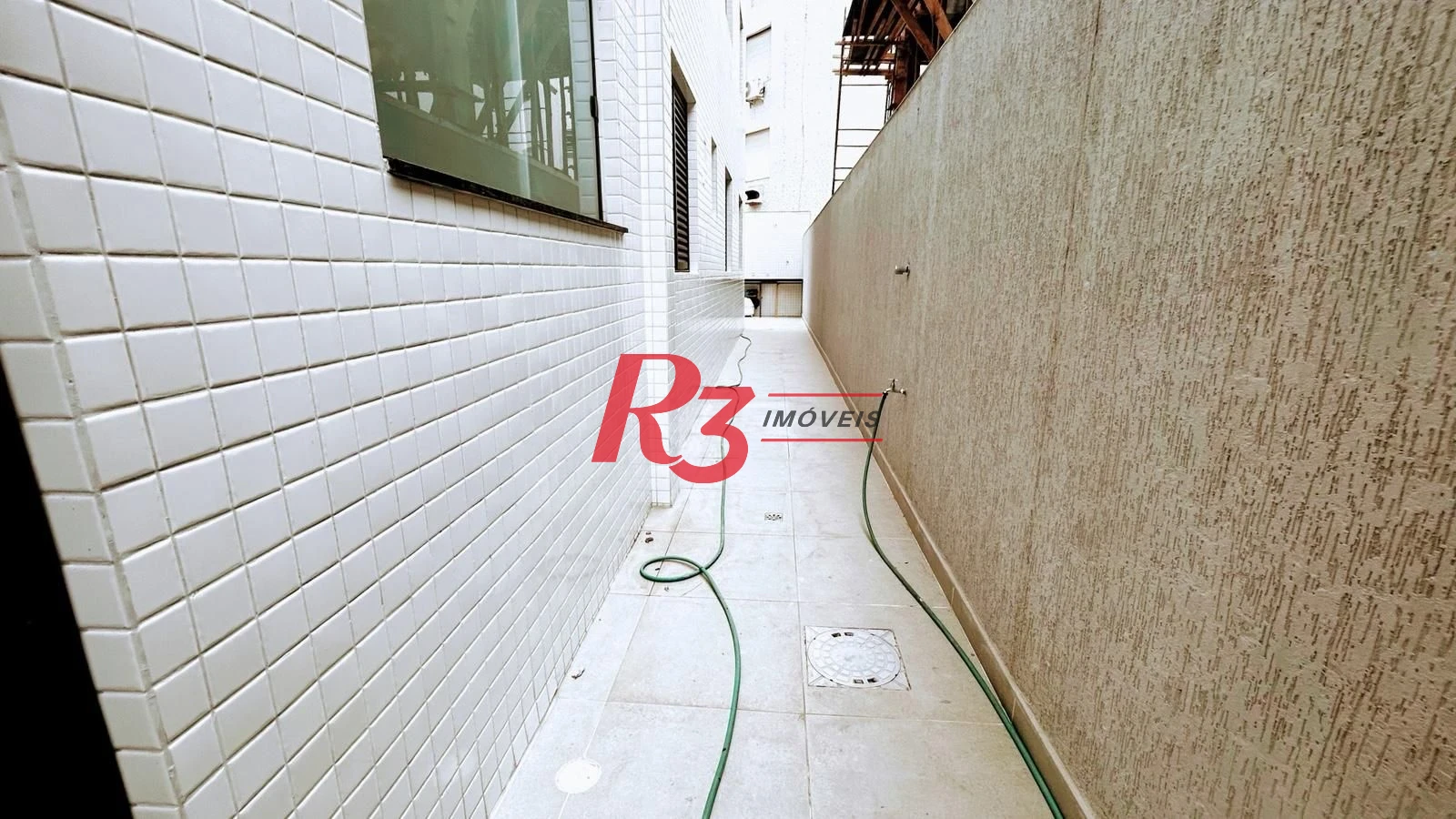 Casa com 3 dormitórios à venda, 156 m² por R$ 1.200.000,00 - Embaré - Santos/SP