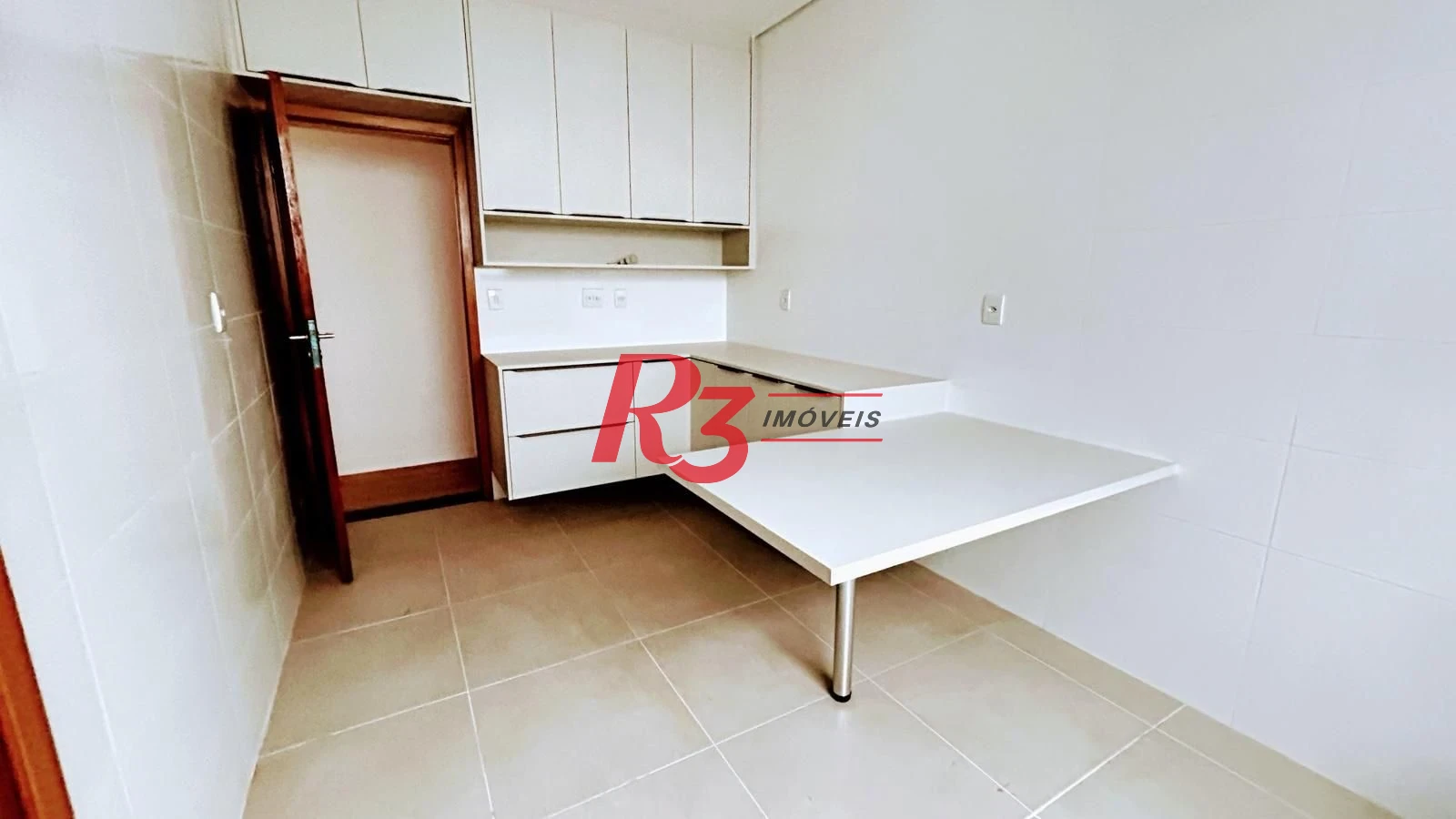 Casa com 3 dormitórios à venda, 156 m² por R$ 1.200.000,00 - Embaré - Santos/SP