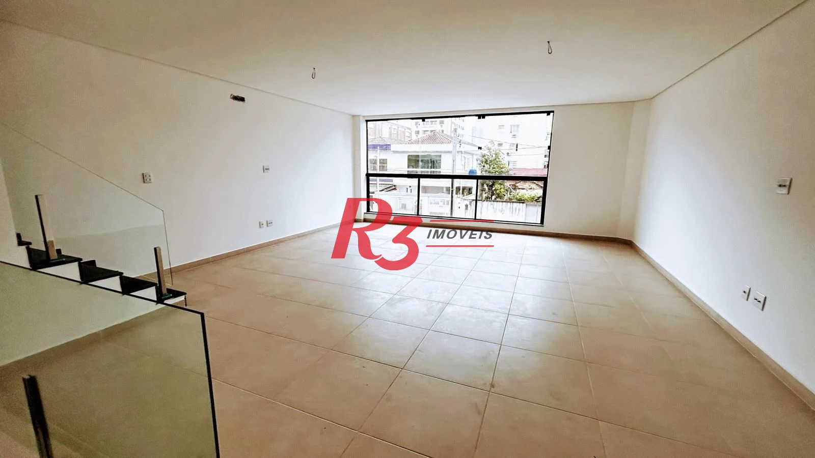 Casa com 3 dormitórios à venda, 244 m² por R$ 1.700.000,00 - Embaré - Santos/SP
