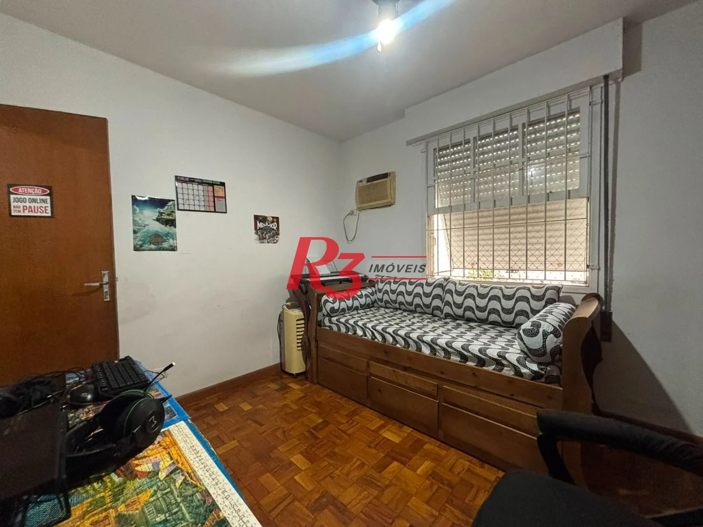 Apartamento com 3 dormitórios à venda, 90 m² por R$ 450.000,00 - Gonzaga - Santos/SP