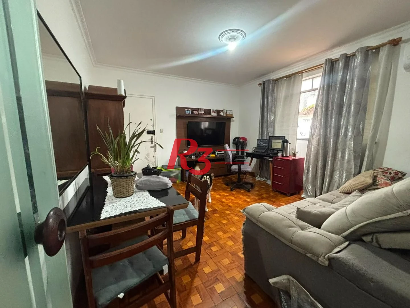 Apartamento com 3 dormitórios à venda, 90 m² por R$ 450.000,00 - Gonzaga - Santos/SP