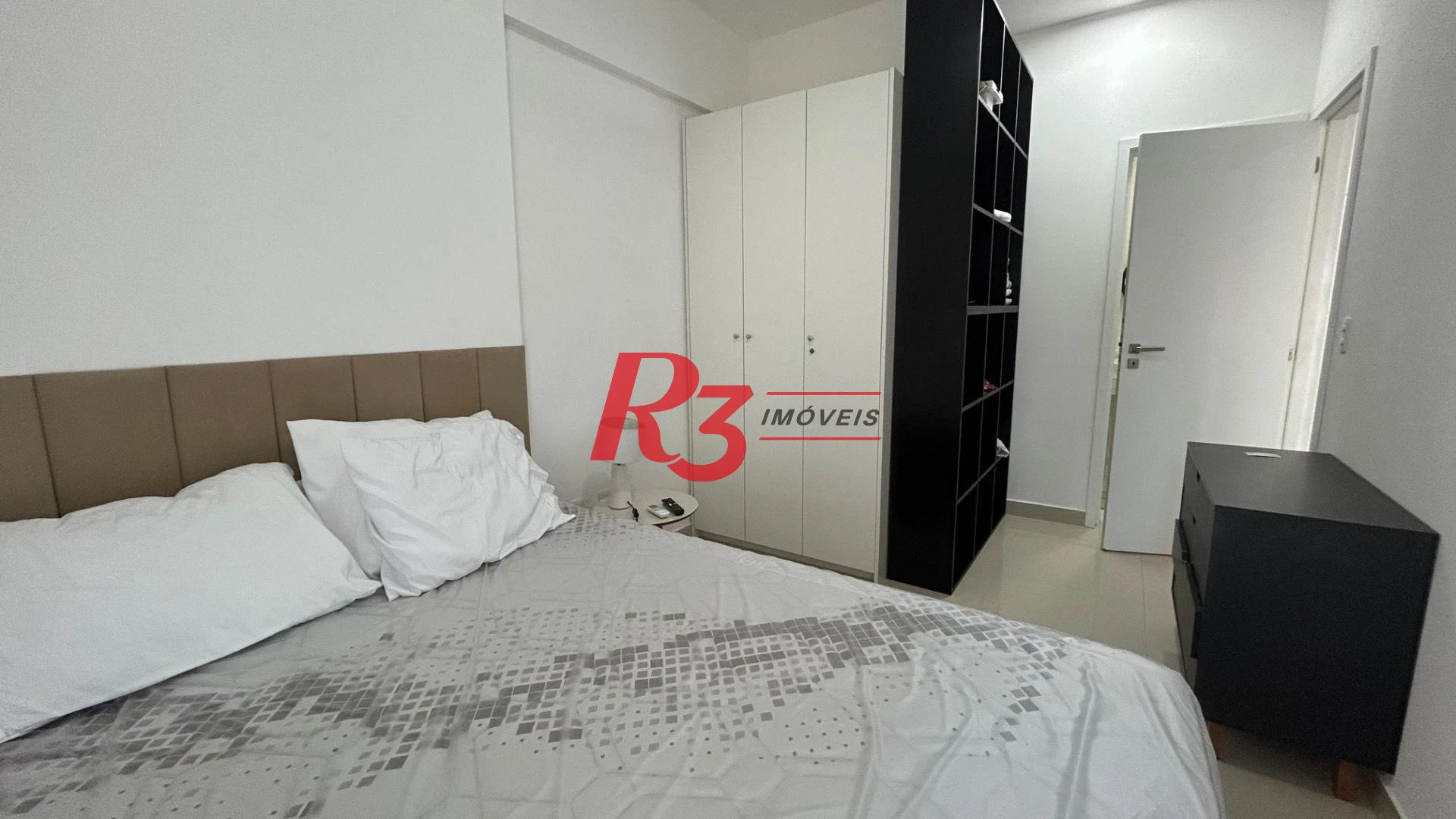 Apartamento com 1 dormitório para alugar, 54 m² por R$ 5.263,00/mês - José Menino - Santos/SP