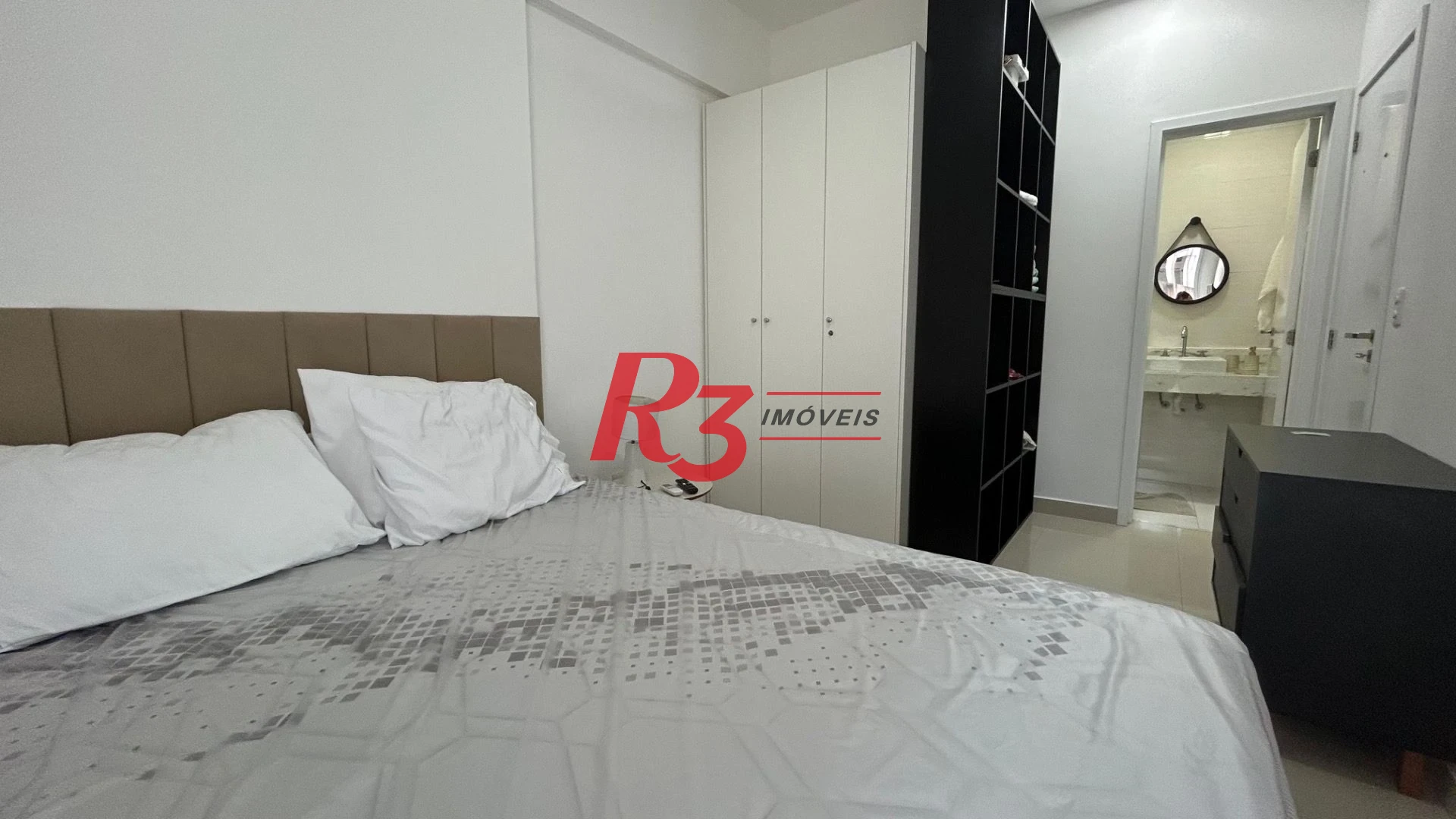 Apartamento com 1 dormitório para alugar, 54 m² por R$ 5.263,00/mês - José Menino - Santos/SP
