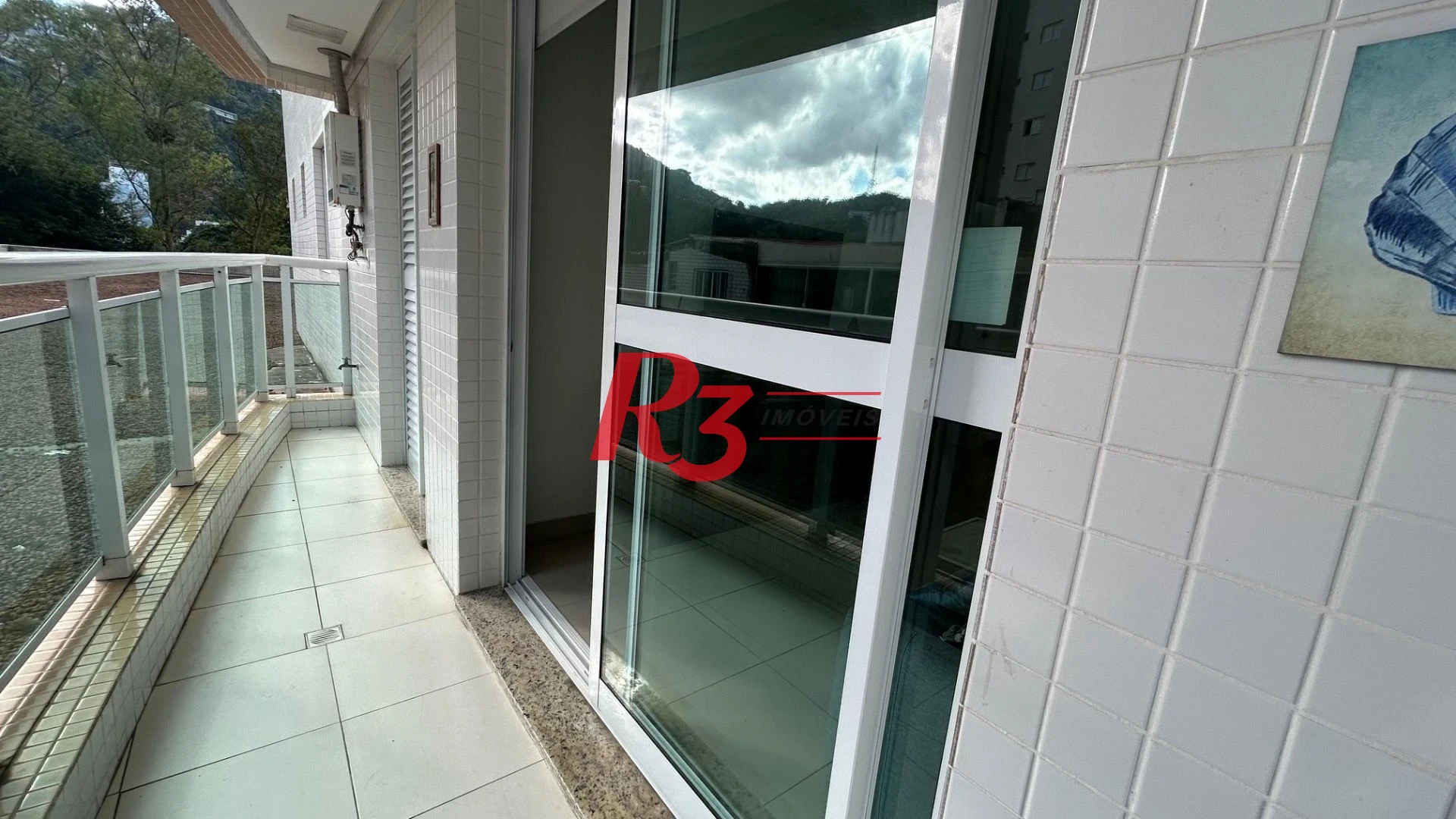 Apartamento com 1 dormitório para alugar, 54 m² por R$ 5.263,00/mês - José Menino - Santos/SP