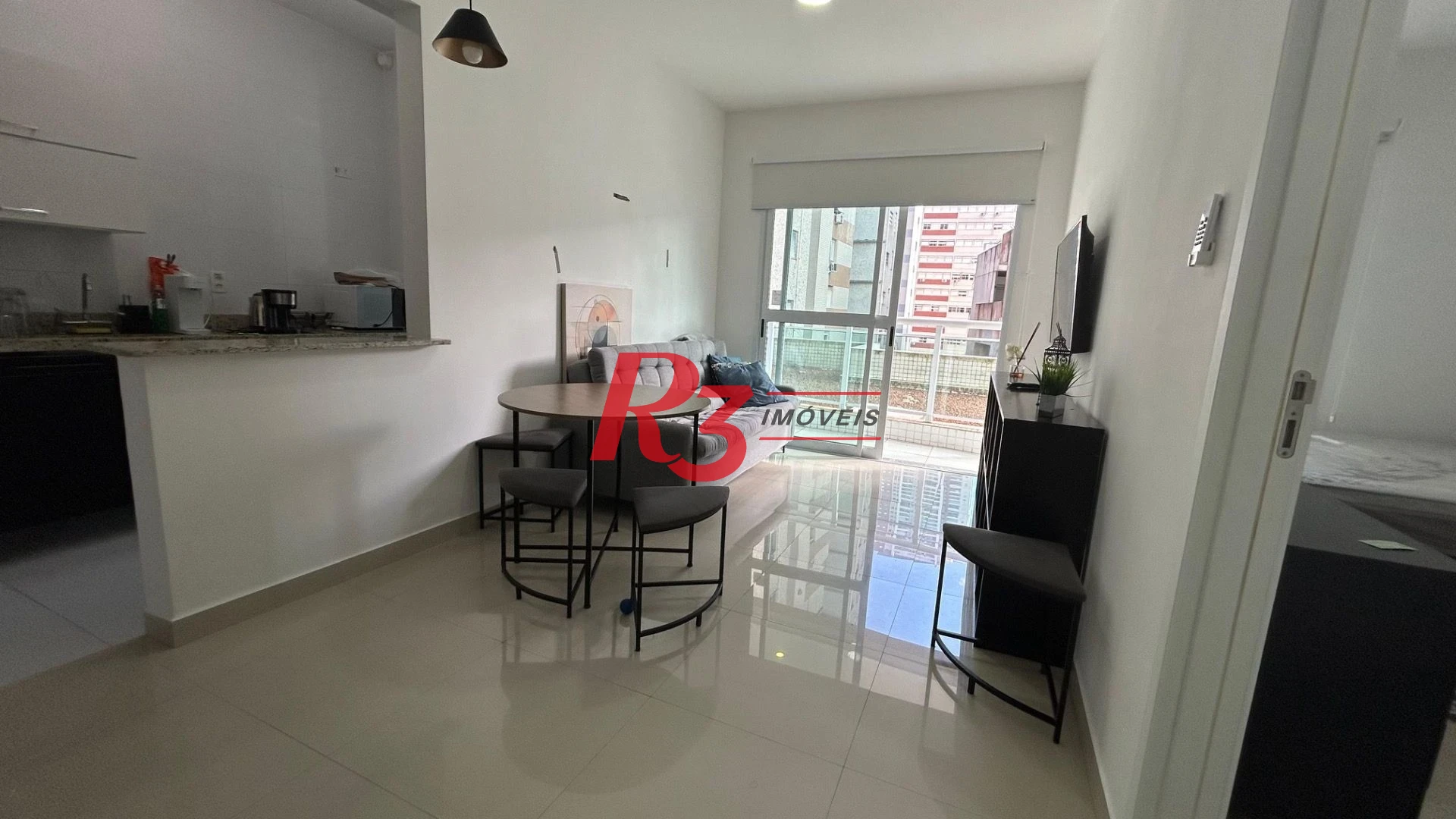 Apartamento com 1 dormitório para alugar, 54 m² por R$ 5.263,00/mês - José Menino - Santos/SP