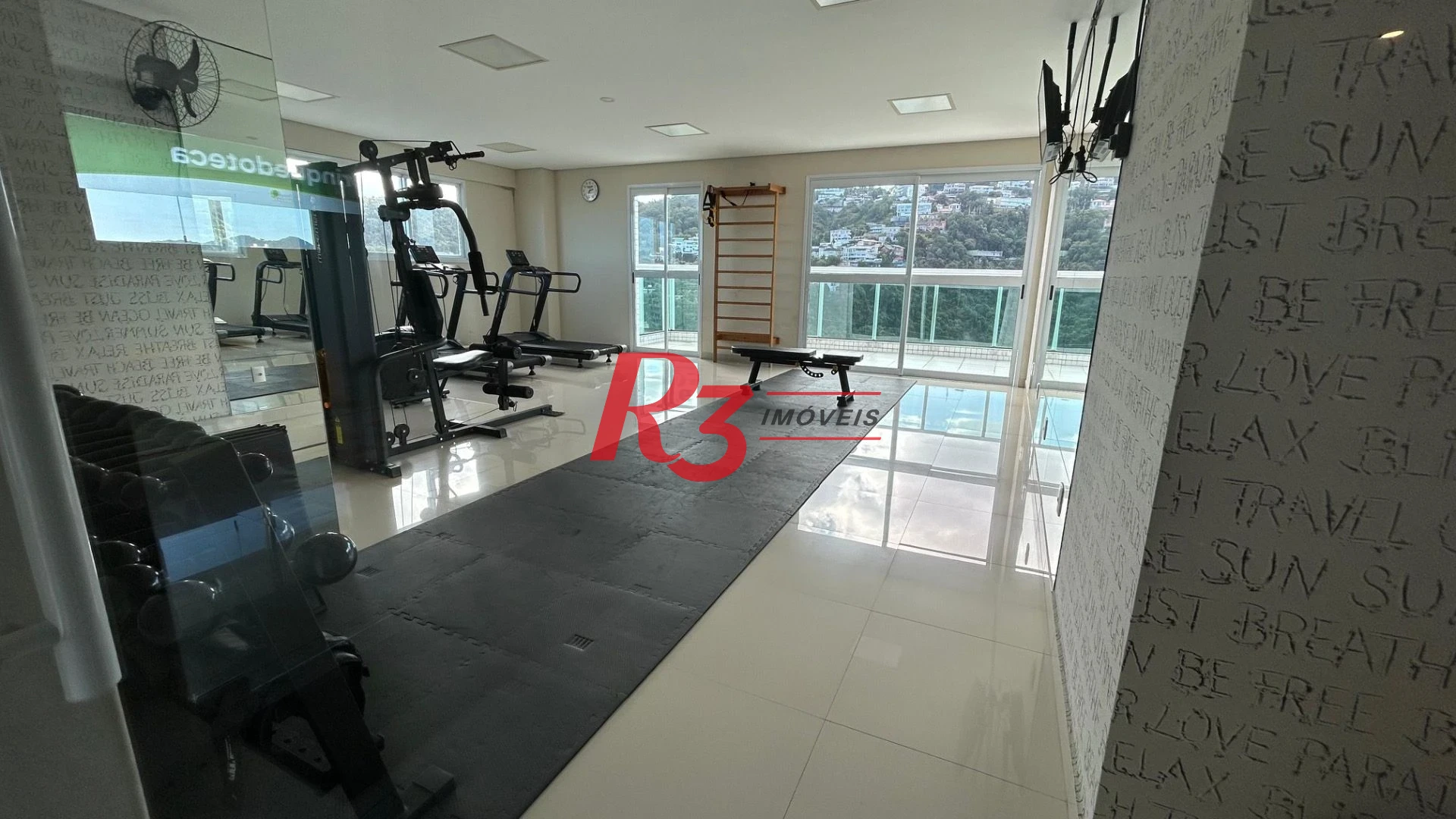 Apartamento com 1 dormitório para alugar, 54 m² por R$ 5.263,00/mês - José Menino - Santos/SP