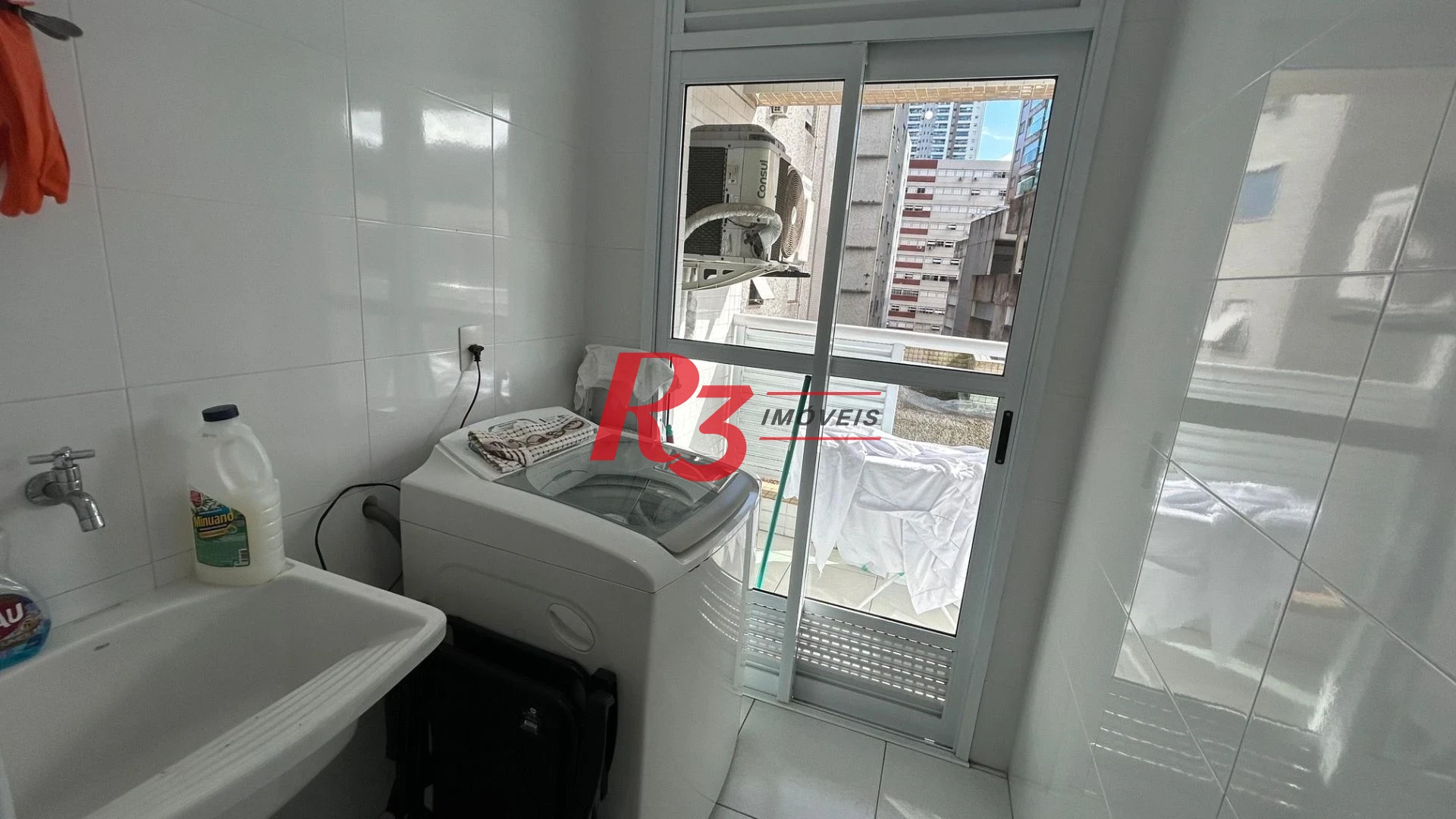 Apartamento com 1 dormitório para alugar, 54 m² por R$ 5.263,00/mês - José Menino - Santos/SP