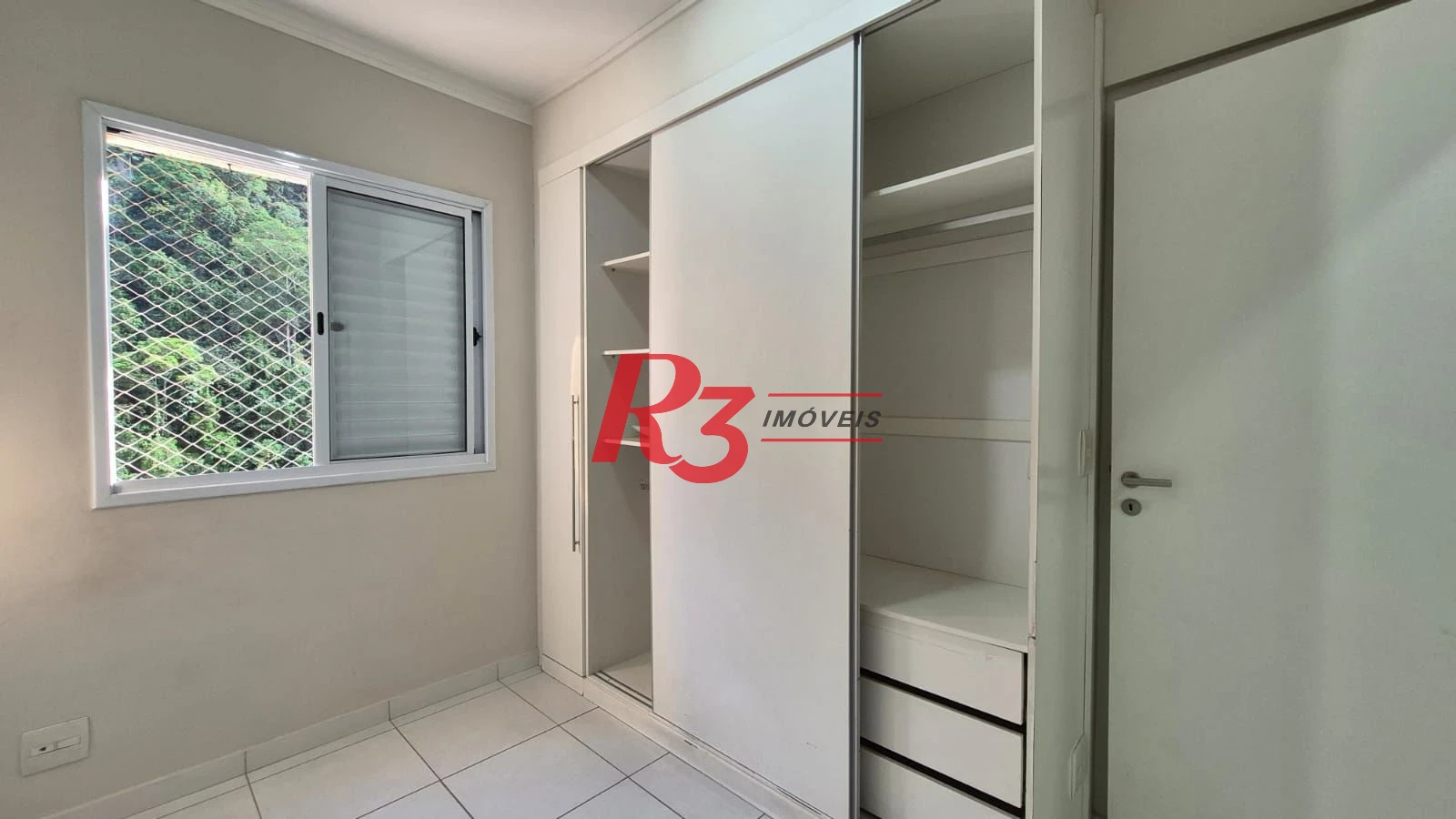 Oportunidade à venda no AcquaPlay em Santos, vista 100% privada  o verdadeiro condomínio clube ! 3 quartos, sacada, 1 vaga, lazer de resort