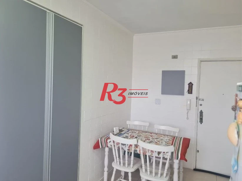 Apartamento com 2 dormitórios à venda, 88 m² por R$ 640.000,00 - Gonzaga - Santos/SP
