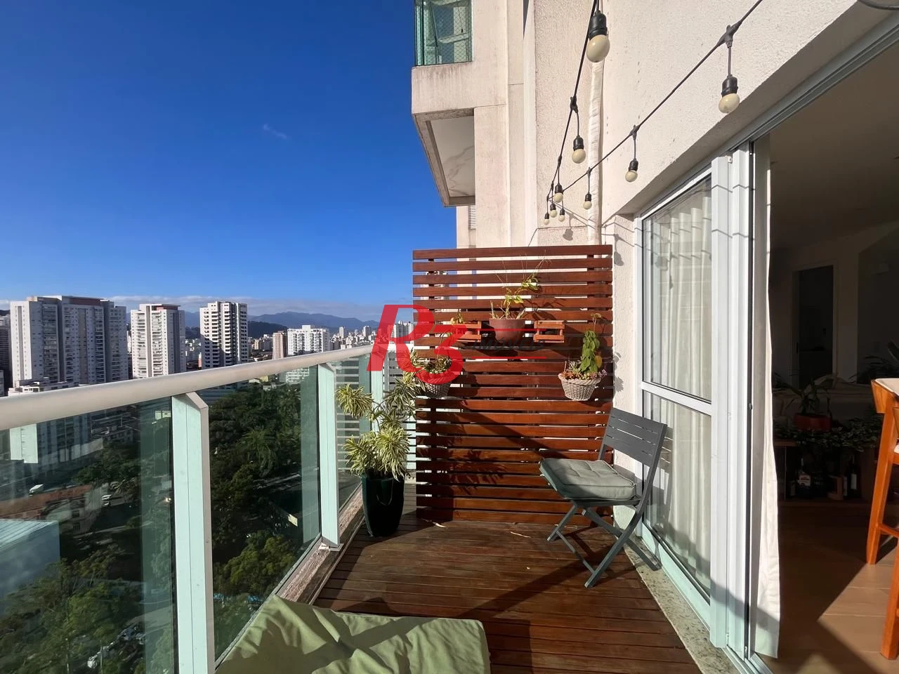 Apartamento Duplex 02 dormitórios mobiliado para Locação