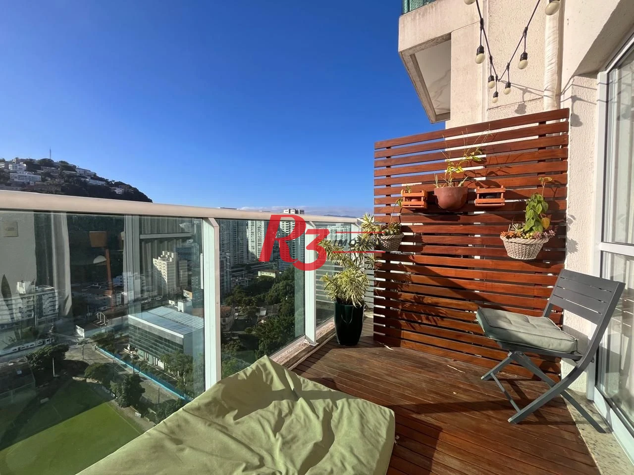 Apartamento Duplex 02 dormitórios mobiliado para Locação