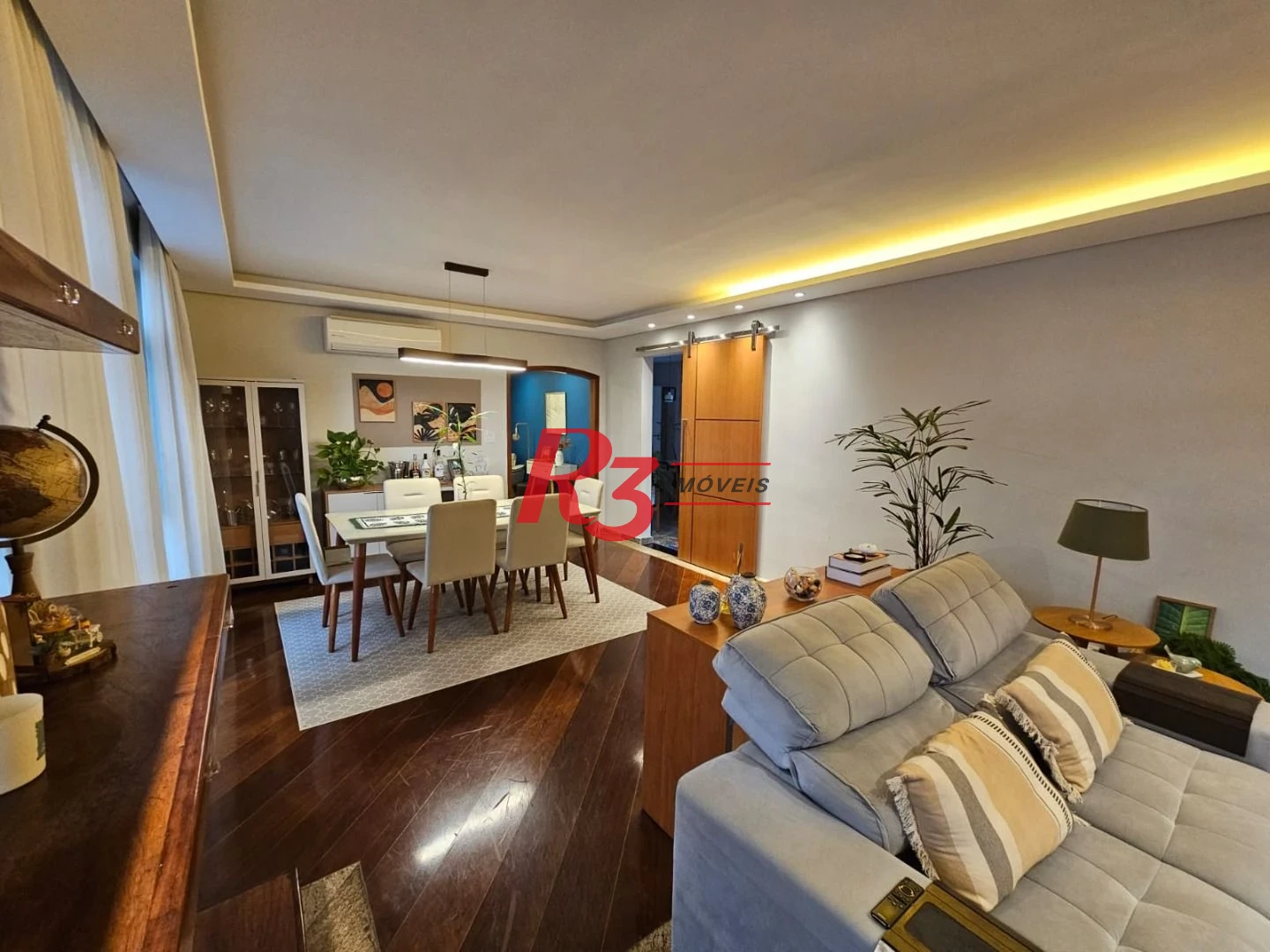 Apartamento com 3 dormitórios à venda, 166 m² por R$ 900.000,00 - José Menino - Santos/SP