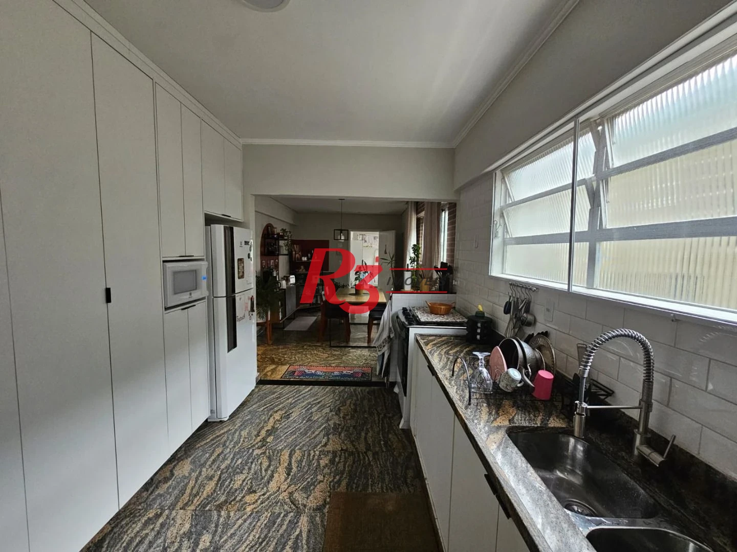 Apartamento com 3 dormitórios à venda, 166 m² por R$ 900.000,00 - José Menino - Santos/SP