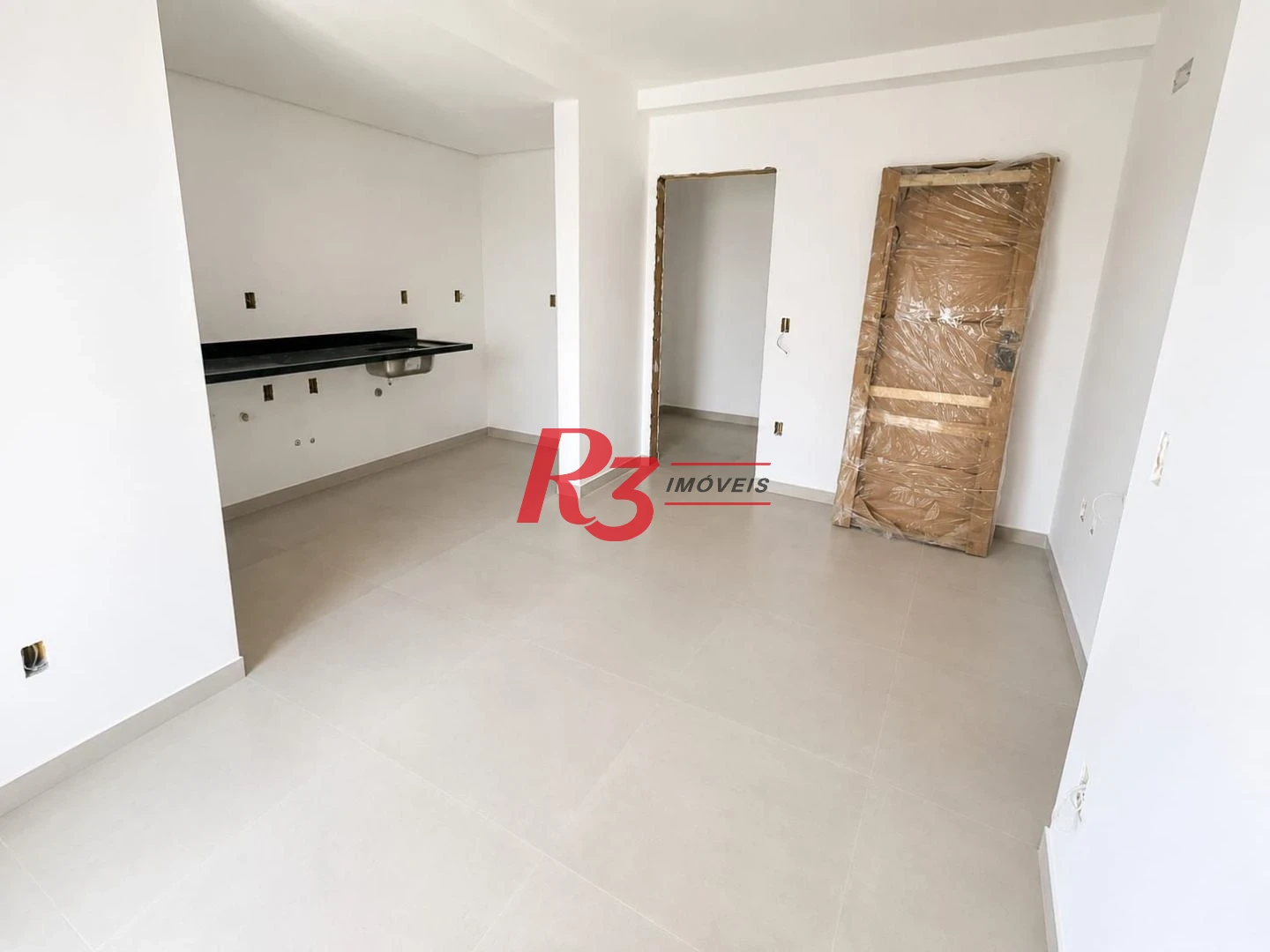 Apartamento com 2 dormitórios à venda, 72 m² por R$ 850.000,00 - Encruzilhada - Santos/SP