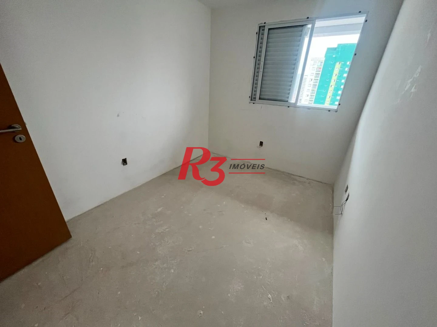 Apartamento com 2 dormitórios à venda, 72 m² por R$ 850.000,00 - Encruzilhada - Santos/SP