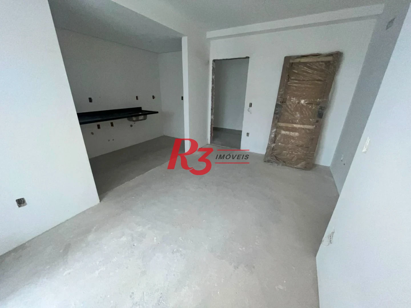 Apartamento com 2 dormitórios à venda, 72 m² por R$ 850.000,00 - Encruzilhada - Santos/SP
