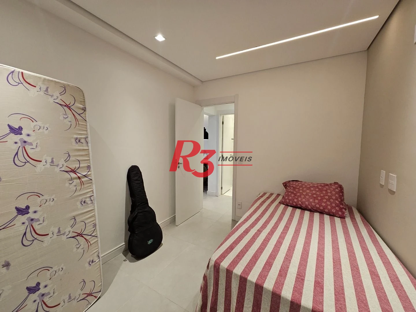 Apartamento com 2 dormitórios para alugar, 62 m² por R$ 5.000,00/mês - Marapé - Santos/SP