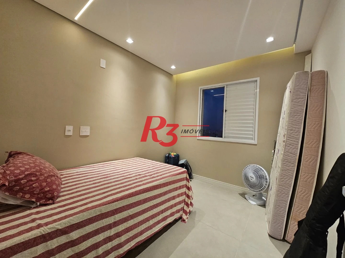 Apartamento com 2 dormitórios para alugar, 62 m² por R$ 5.000,00/mês - Marapé - Santos/SP