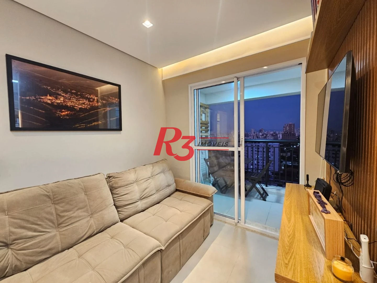 Apartamento com 2 dormitórios para alugar, 62 m² por R$ 5.000,00/mês - Marapé - Santos/SP