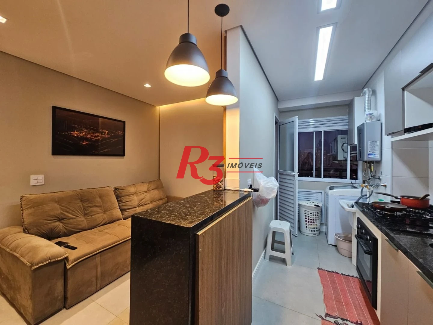 Apartamento com 2 dormitórios para alugar, 62 m² por R$ 5.000,00/mês - Marapé - Santos/SP