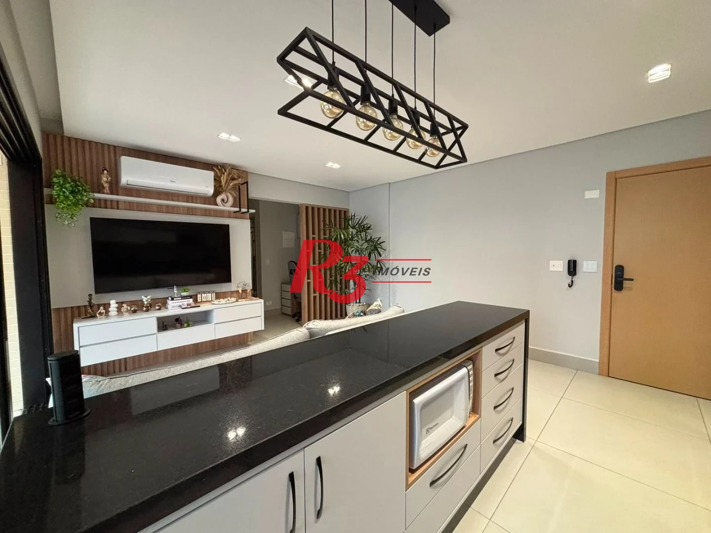 Apartamento com 2 dormitórios à venda, 75 m² por R$ 1.200.000,00 - José Menino - Santos/SP