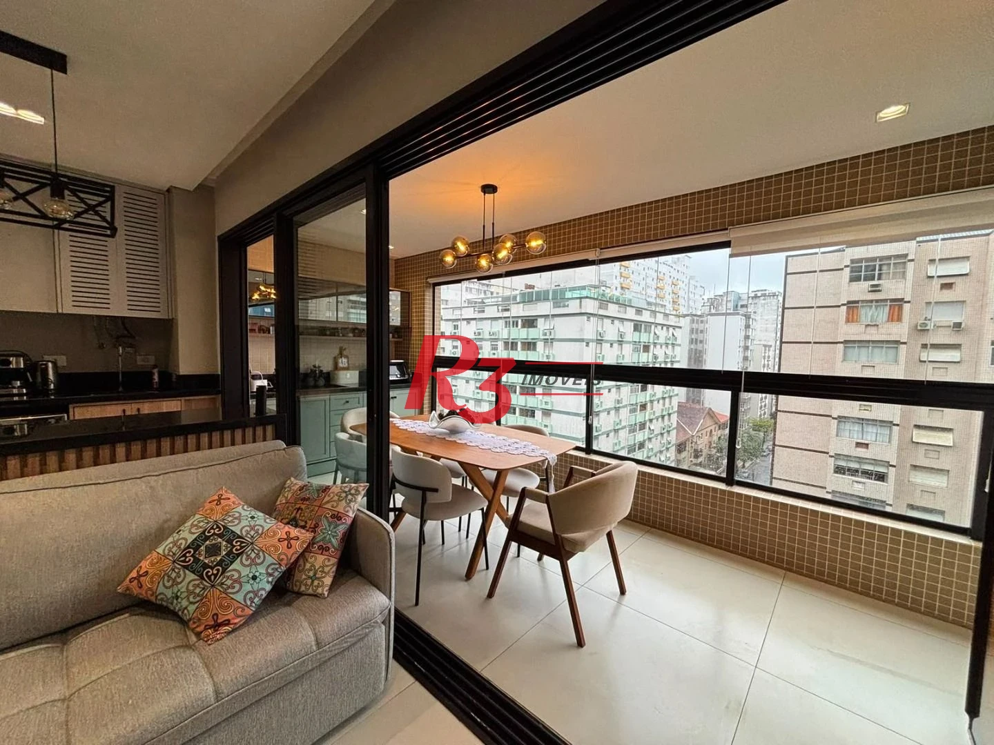 Apartamento com 2 dormitórios à venda, 75 m² por R$ 1.200.000,00 - José Menino - Santos/SP