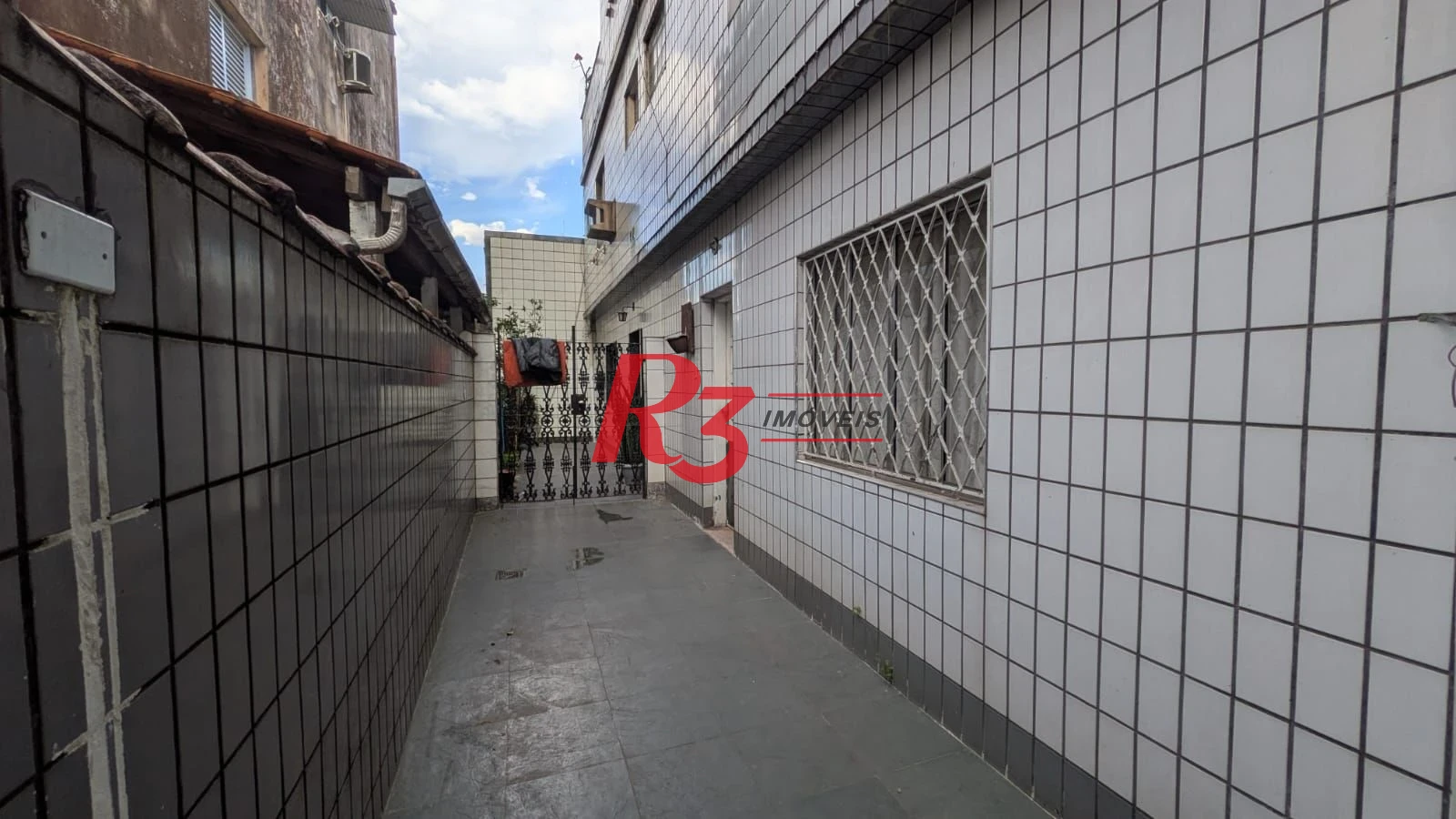 Sobrado à venda, 66 m² por R$ 320.000,00 - Macuco - Santos/SP