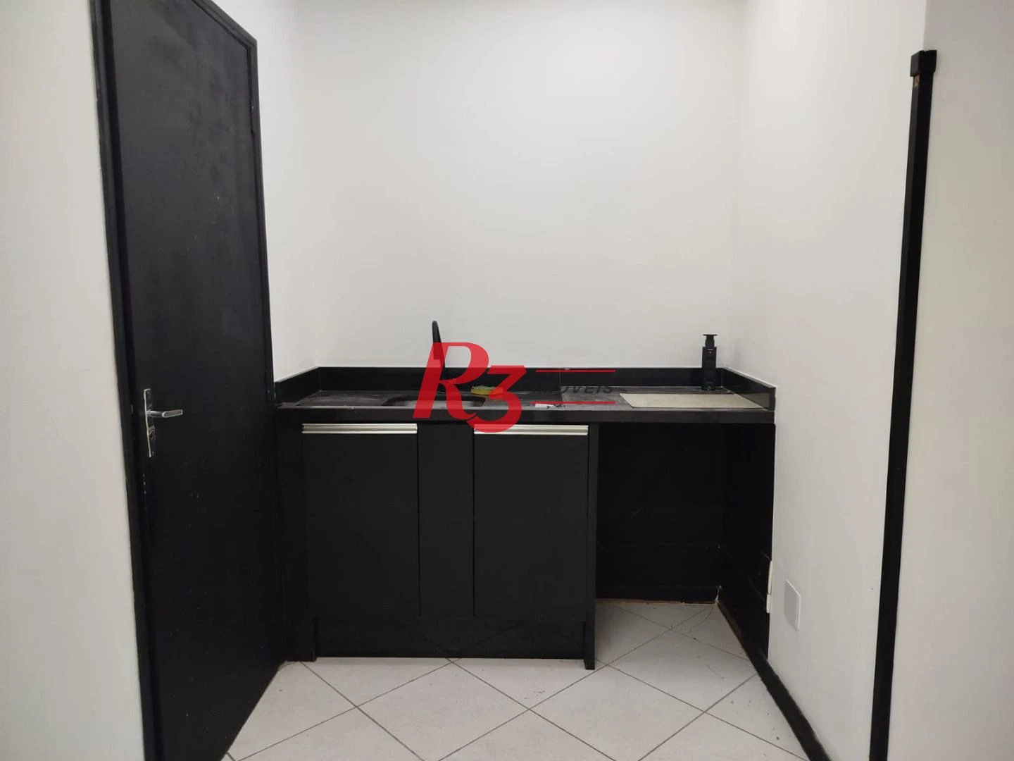 Sala para alugar, 100 m² por R$ 5.000,00/mês - Aparecida - Santos/SP