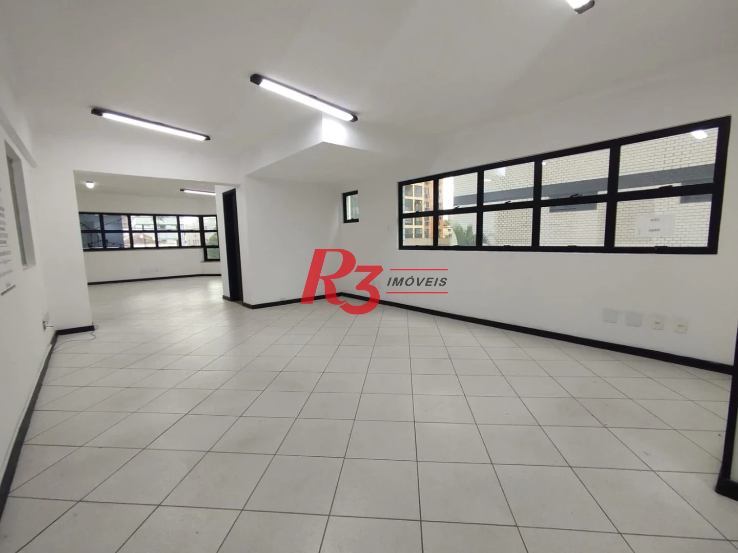Sala para alugar, 100 m² por R$ 5.000,00/mês - Aparecida - Santos/SP