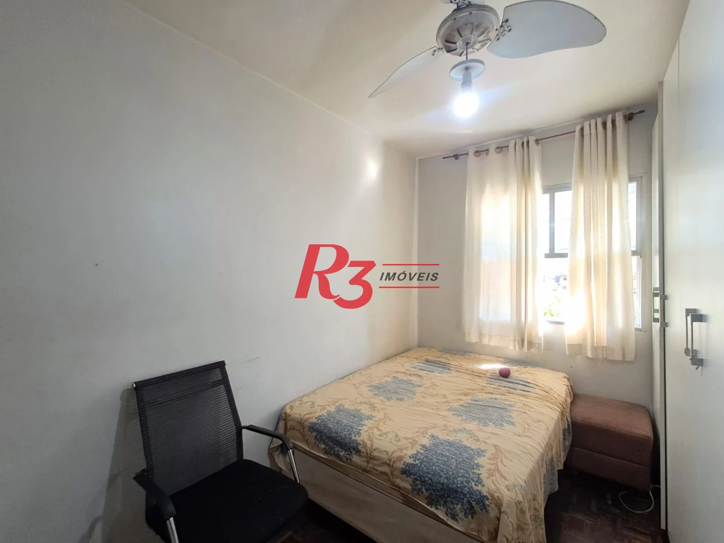 Apartamento com 3 dormitórios à venda, 75 m² por R$ 400.000,00 - Encruzilhada - Santos/SP