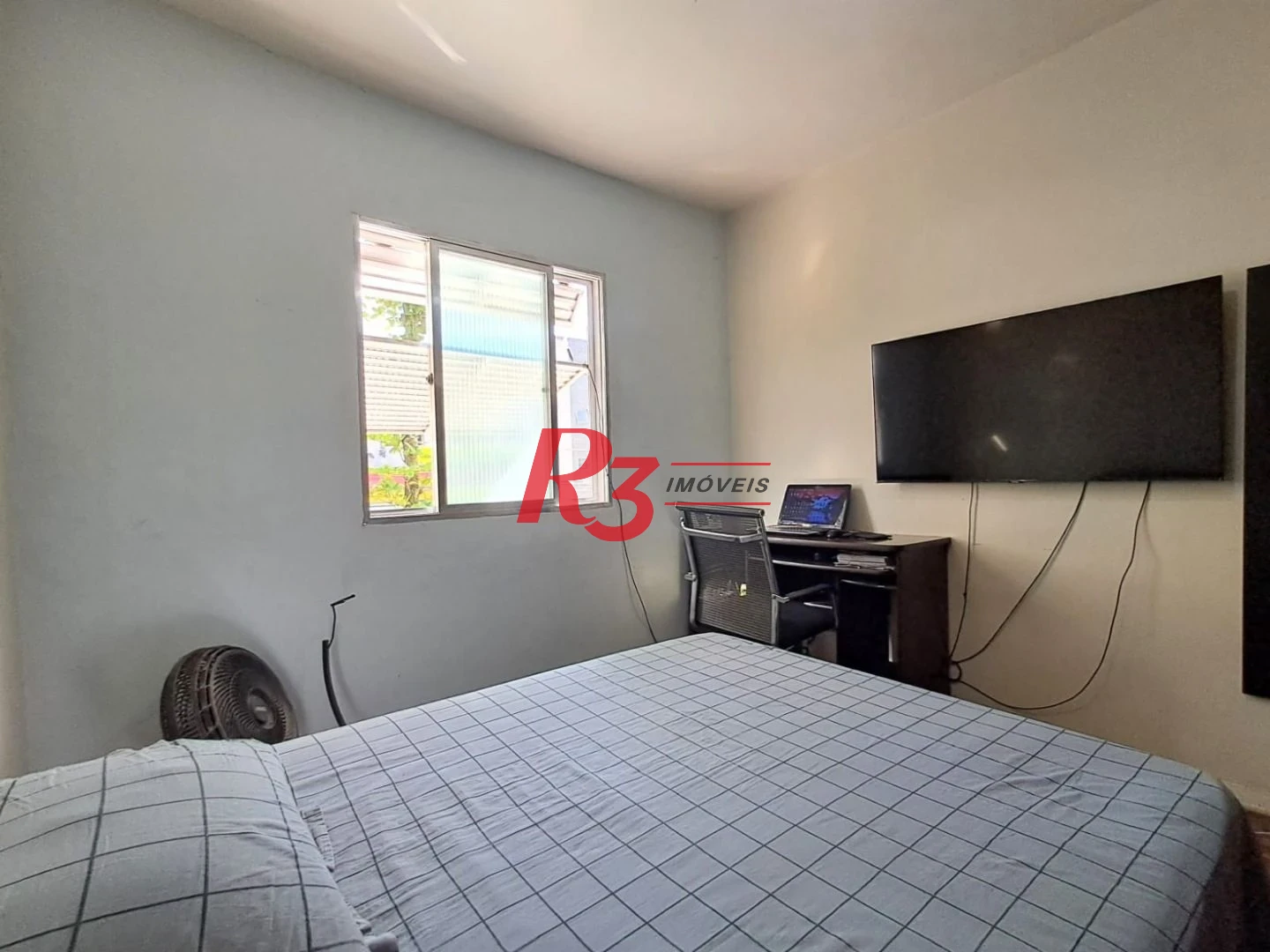 Apartamento com 3 dormitórios à venda, 75 m² por R$ 400.000,00 - Encruzilhada - Santos/SP