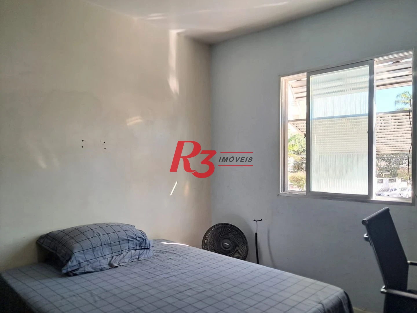 Apartamento com 3 dormitórios à venda, 75 m² por R$ 400.000,00 - Encruzilhada - Santos/SP