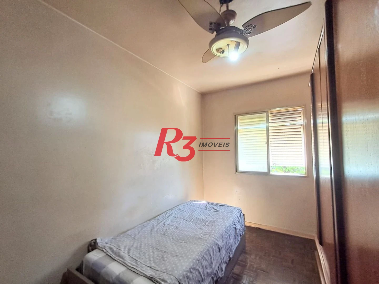 Apartamento com 3 dormitórios à venda, 75 m² por R$ 400.000,00 - Encruzilhada - Santos/SP