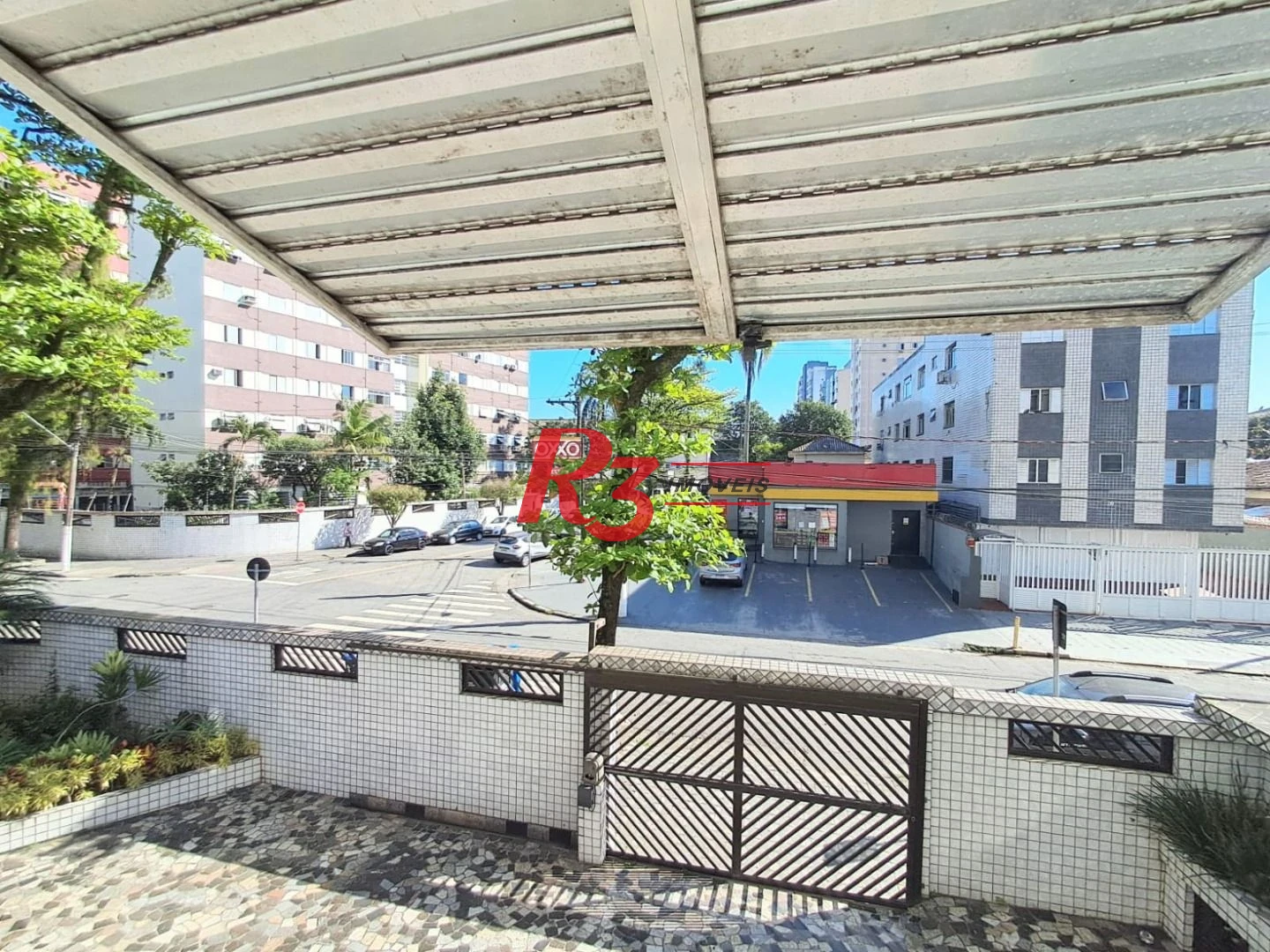 Apartamento com 3 dormitórios à venda, 75 m² por R$ 400.000,00 - Encruzilhada - Santos/SP