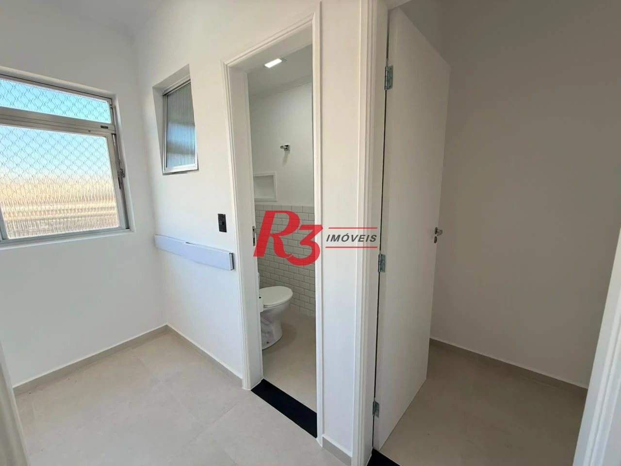 Apartamento com 2 dormitórios à venda, 129 m² por R$ 799.000,00 - Campo Grande - Santos/SP