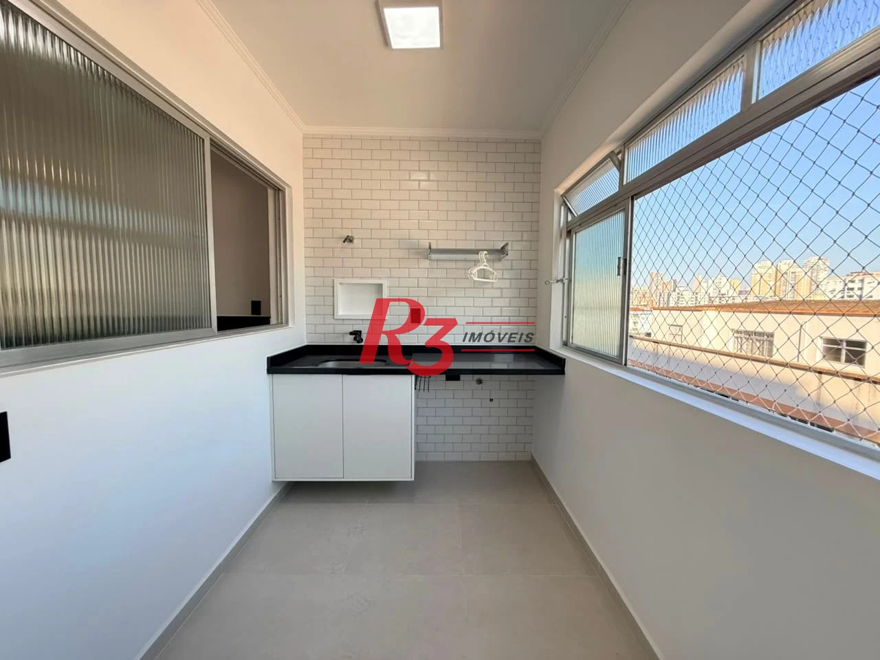 Apartamento com 2 dormitórios à venda, 129 m² por R$ 799.000,00 - Campo Grande - Santos/SP