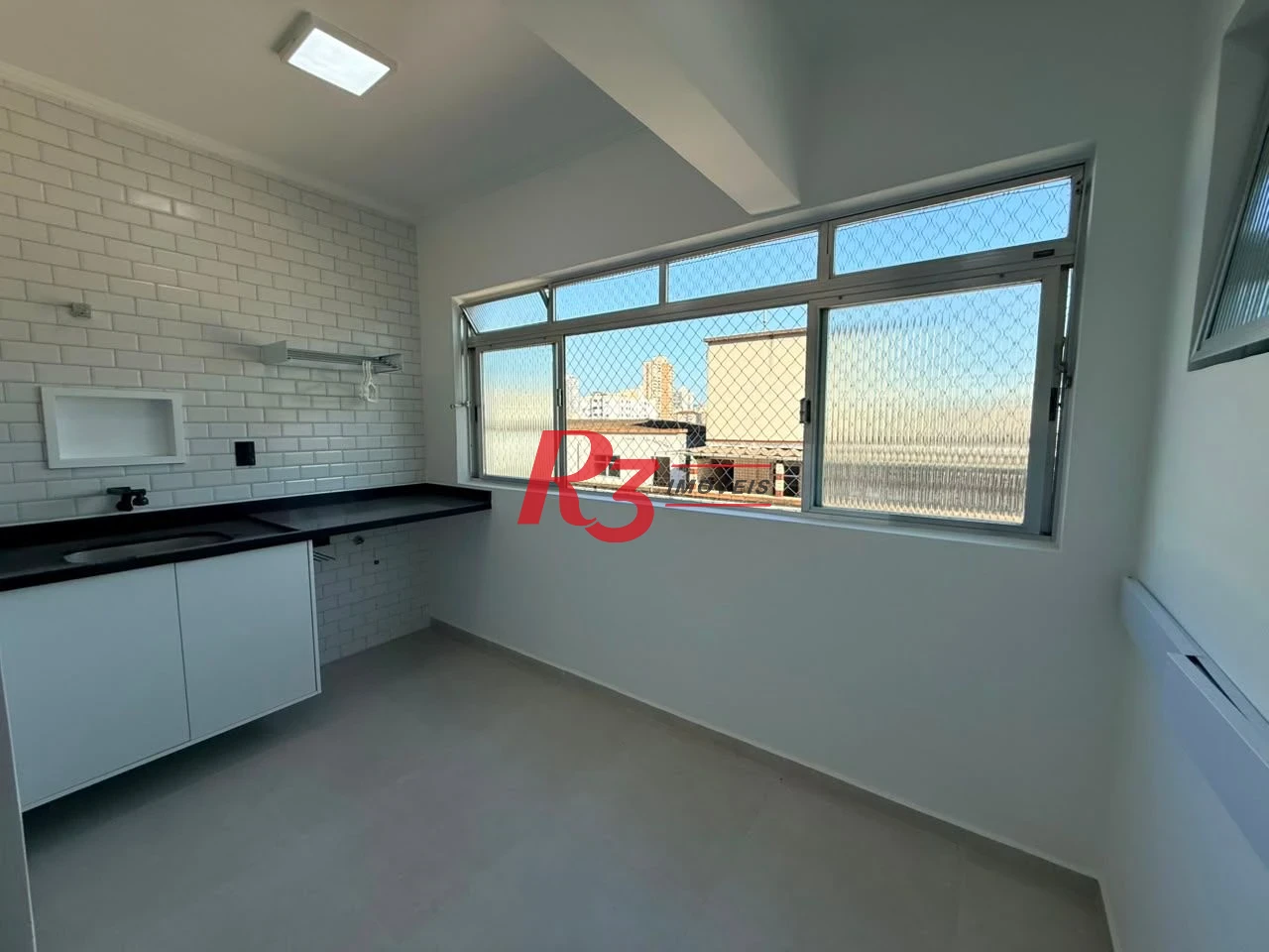 Apartamento com 2 dormitórios à venda, 129 m² por R$ 799.000,00 - Campo Grande - Santos/SP