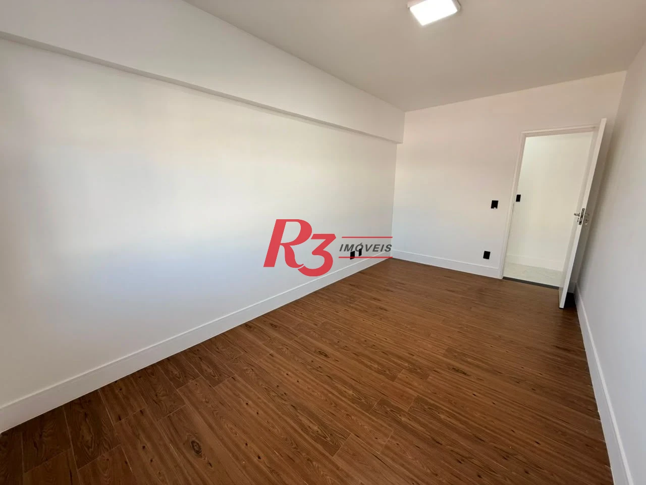Apartamento com 2 dormitórios à venda, 129 m² por R$ 799.000,00 - Campo Grande - Santos/SP