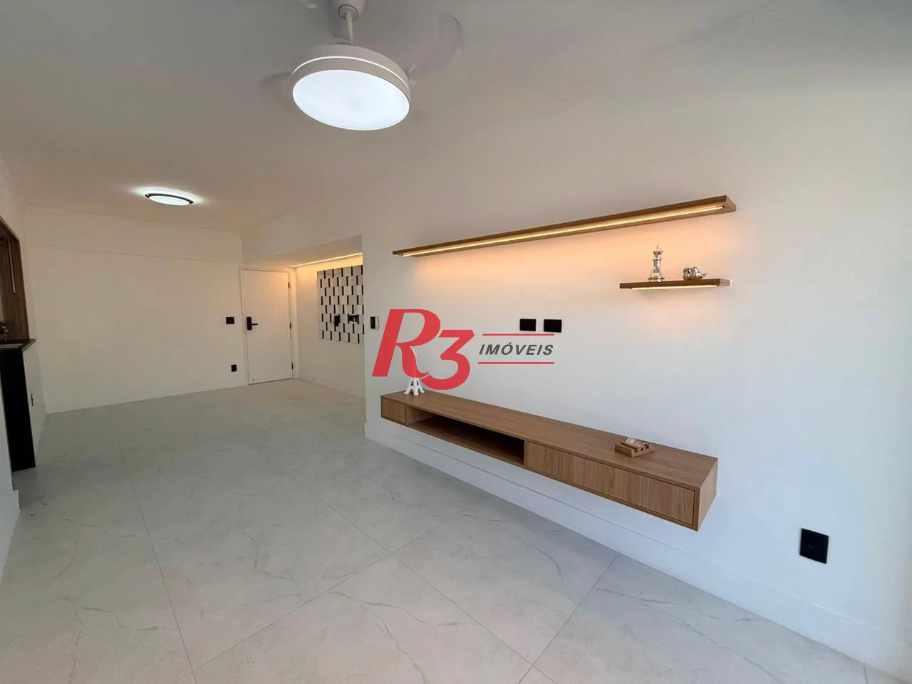 Apartamento com 2 dormitórios à venda, 129 m² por R$ 799.000,00 - Campo Grande - Santos/SP