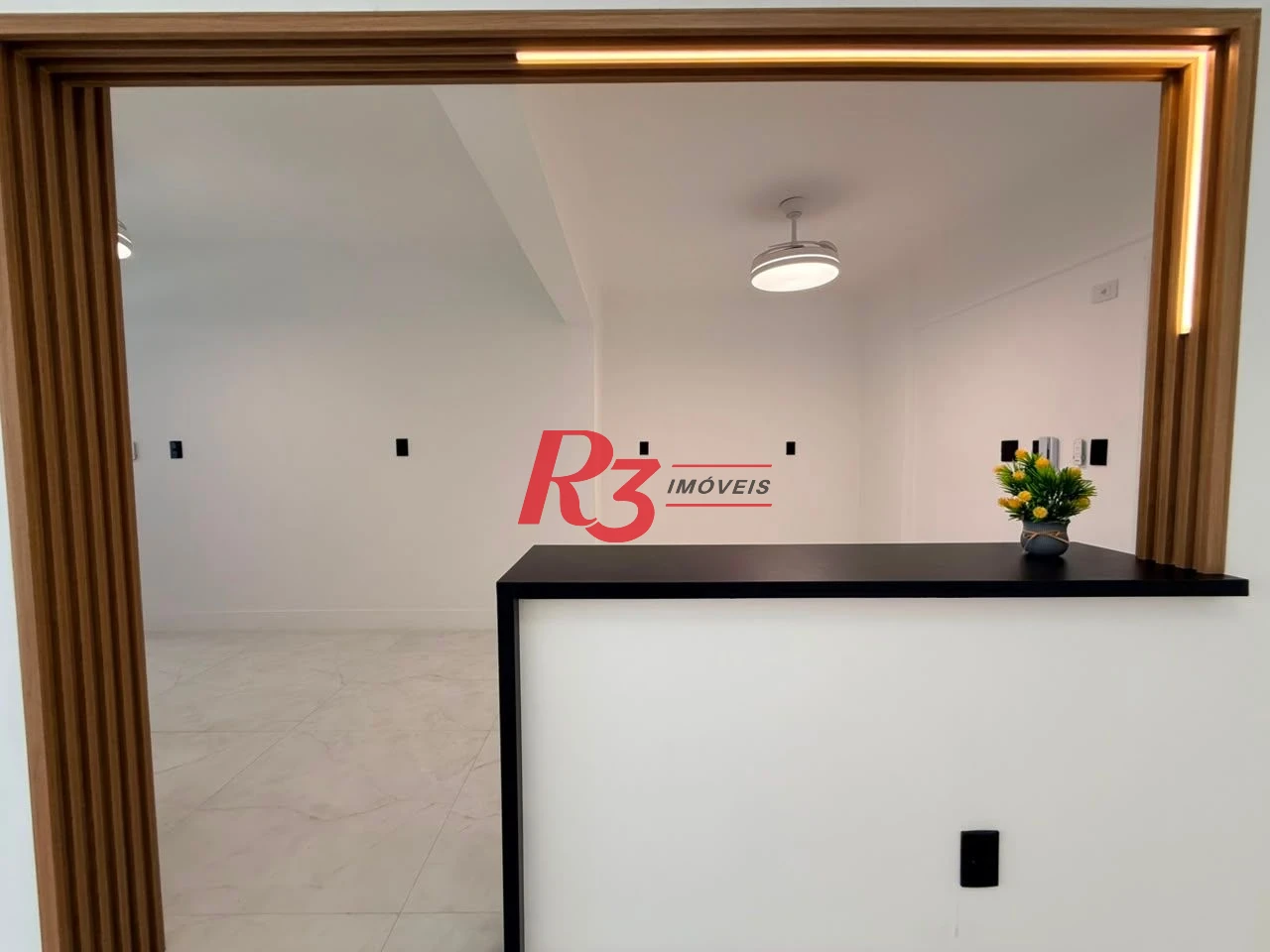 Apartamento com 2 dormitórios à venda, 129 m² por R$ 799.000,00 - Campo Grande - Santos/SP